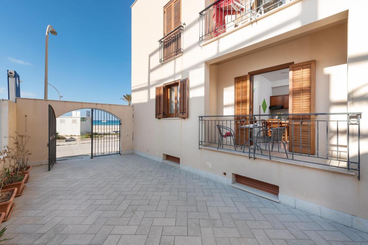 I Tre Golfi Beach Apartments San Vito Lo Capo Exteriör bild
