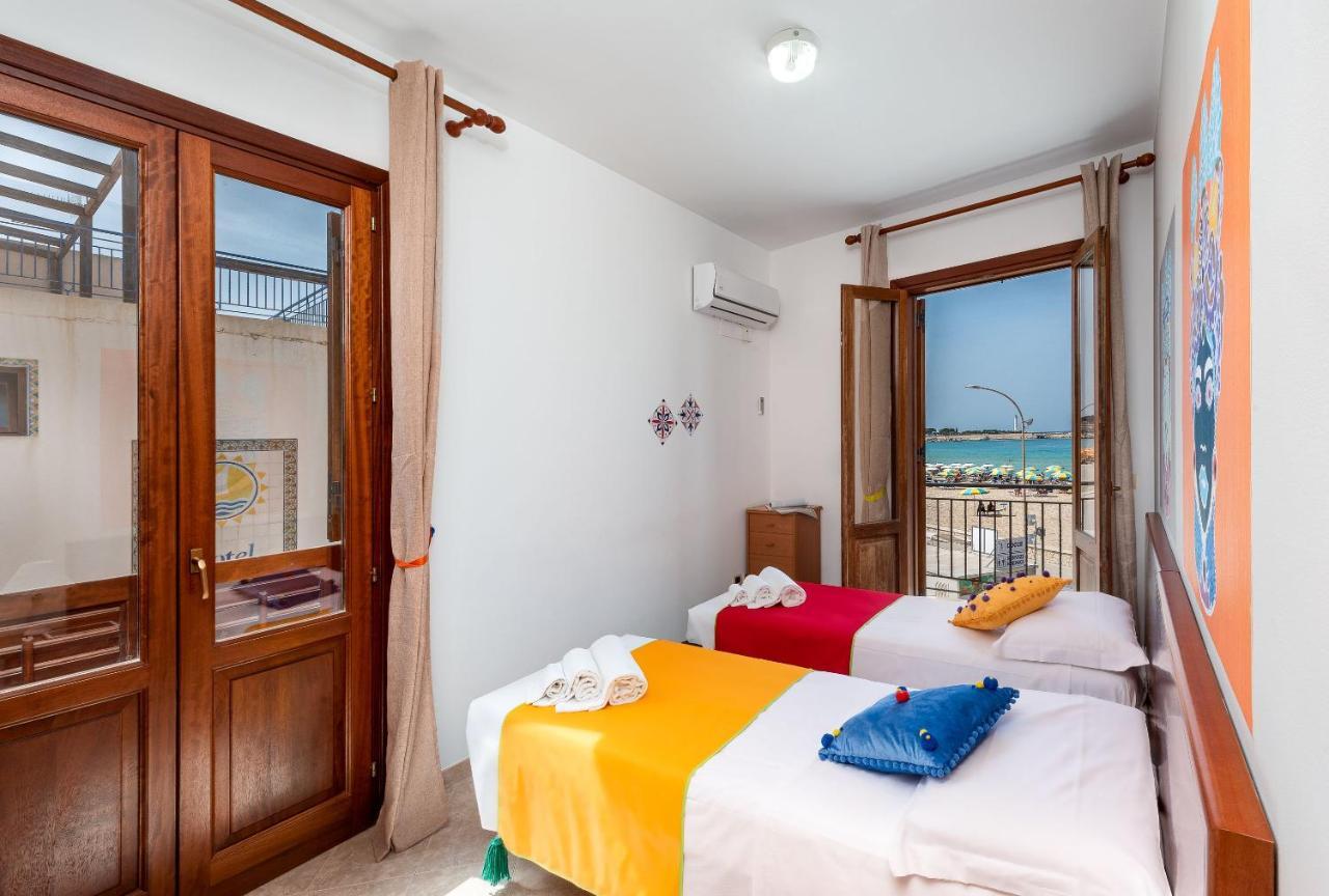 I Tre Golfi Beach Apartments San Vito Lo Capo Exteriör bild
